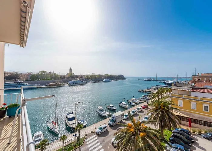 Sea The Sunset Apartman Zára